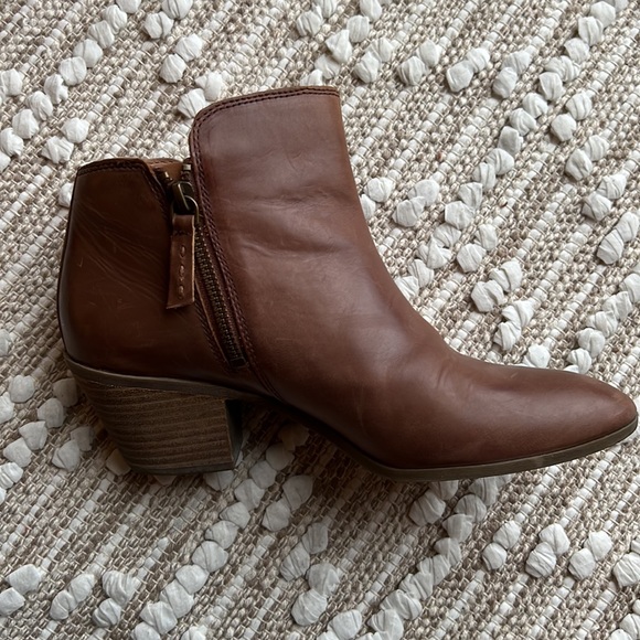 Frye boots. 👢 - Picture 6 of 12